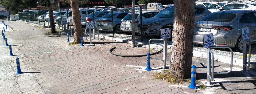 Bisiklet, Motosiklet ve Scooterlar İçin Yeni Park Alanları Oluşturuldu