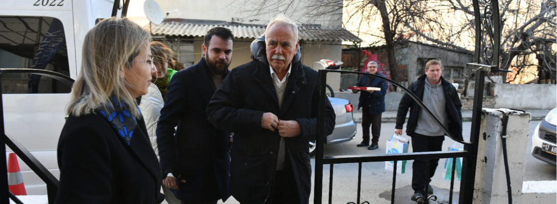 Başkan Gökhan Depremzedeleri Ağırlayan Öğrenci Yurdunu Ziyaret Etti