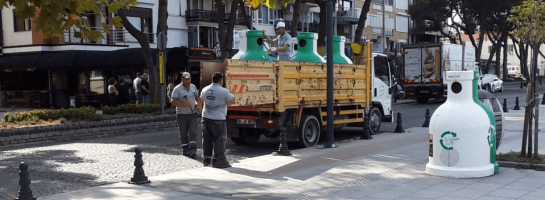 Cam Kumbaraları Tüm Kente Yayılıyor