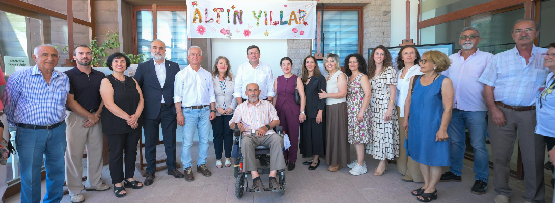 Altın Yıllar'dan Yaza Merhaba Sergisi