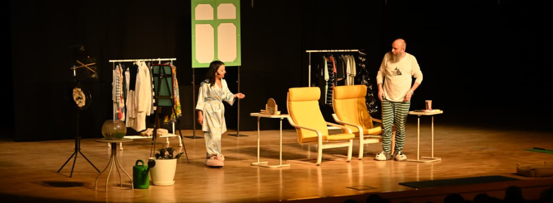 “Hangisi Gerçek?”, Çanakkaleli Tiyatroseverlerle Buluştu