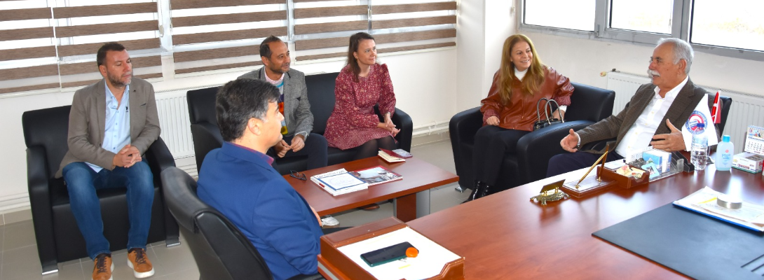 Başkan Gökhan, ÇOMÜ'lü Akademisyenlerle Bir Araya Geldi