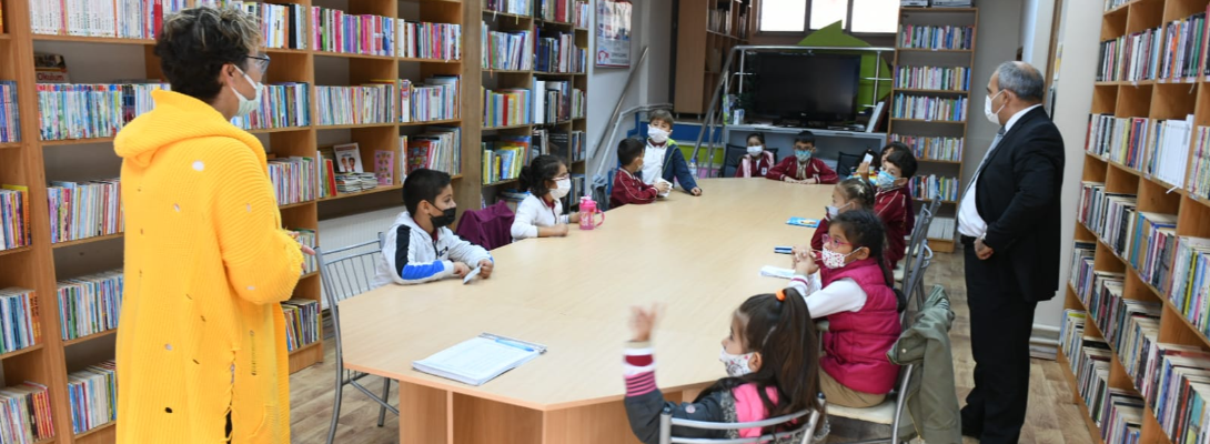 Barbaros Hayrettin Paşa Öğrencilerinden Kütüphaneye Ziyaret