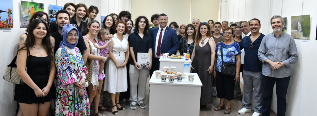 Kuş Uçuşu Sergisi Açıldı