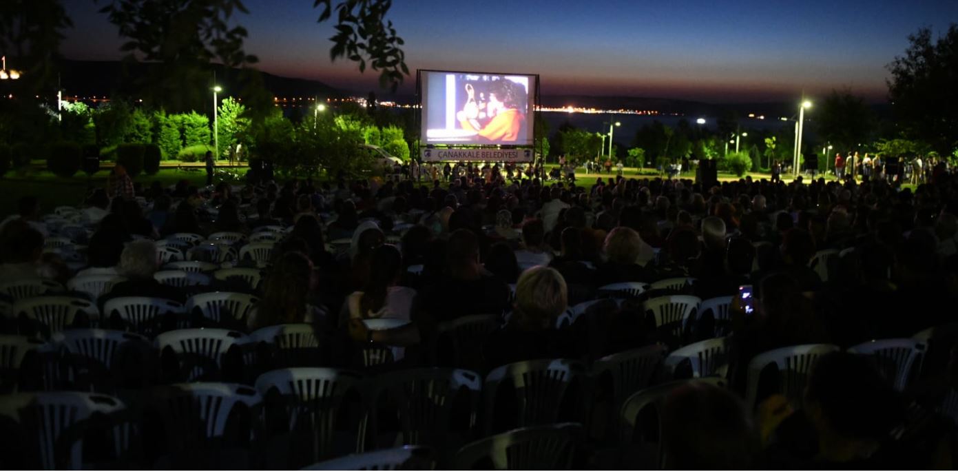 Çanakkale Belediyesi Açık Hava Sinema Geceleri Sona Erdi