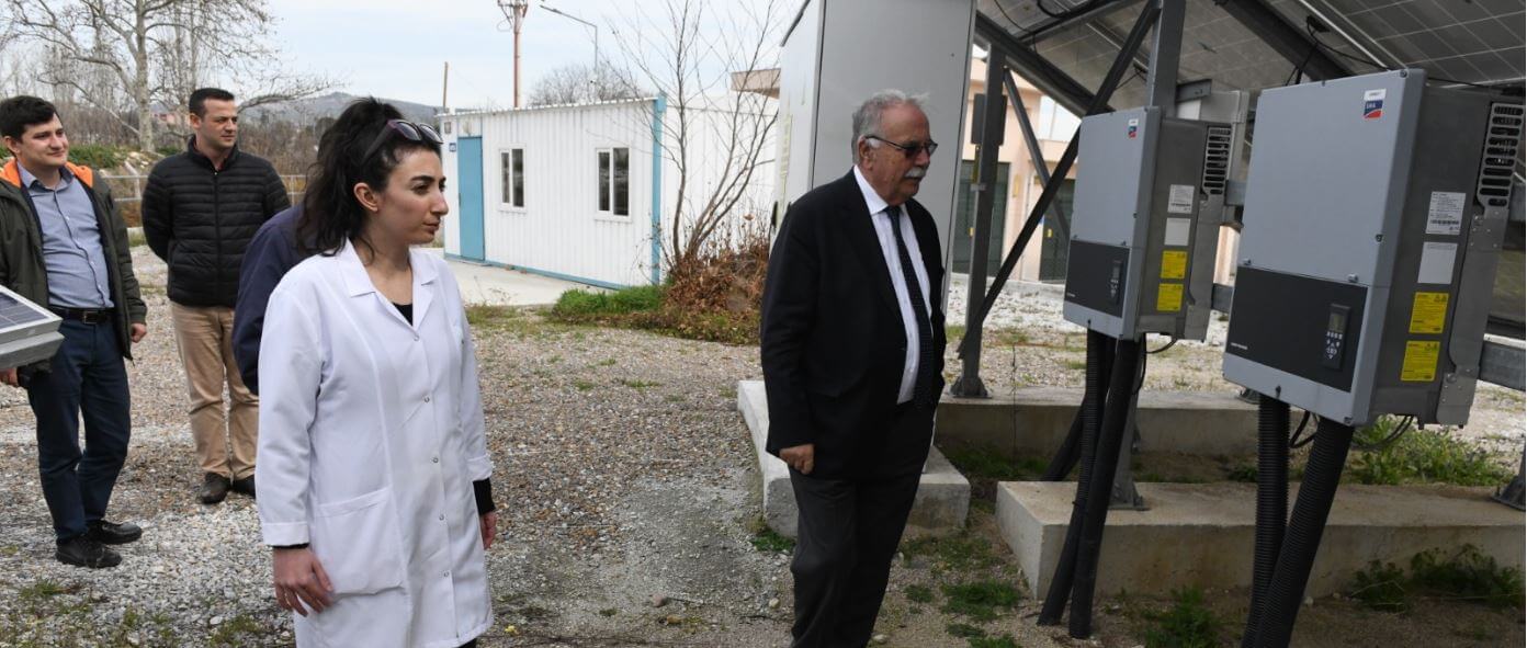 Başkan Gökhan Güneş enerji Santralinde İncelemelerde Bulundu