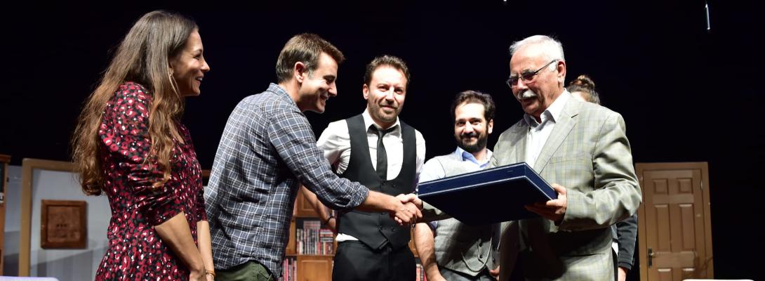 “Sır” Çanakkaleli Tiyatroseverler ile Buluştu