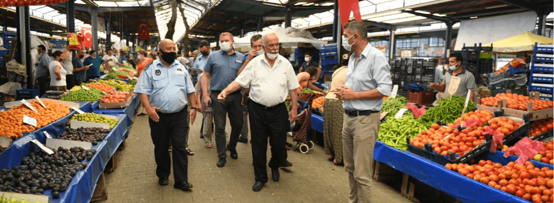 Başkan Gökhan Pazar Alanını Denetledi