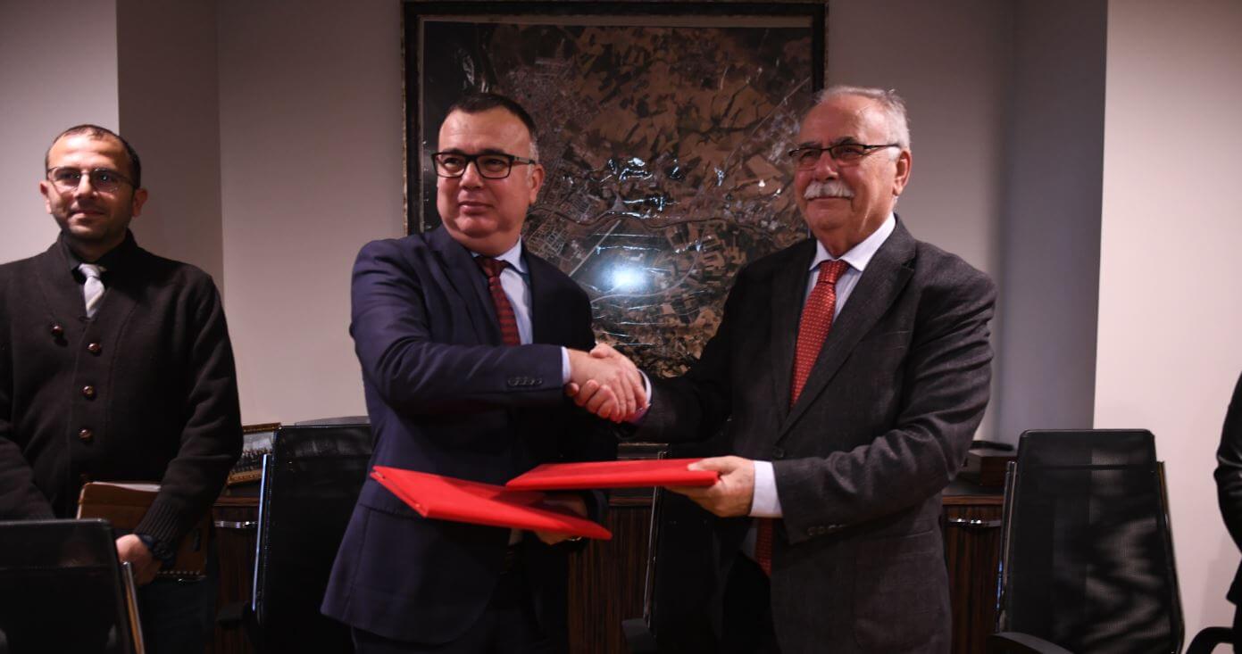 Kepez Belediyesine Hibe Edilen Otobüsler İçin Protokol İmzaları Atıldı