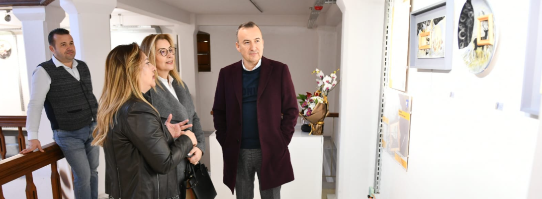 “Silüetler” Sergisi Seramik Müzesinde Ziyarete Açıldı