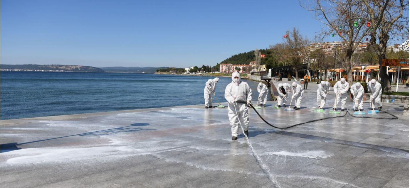 Kordonboyu ve Çarşı Caddesi'nde Dezenfeksiyon Çalışması Gerçekleştirildi