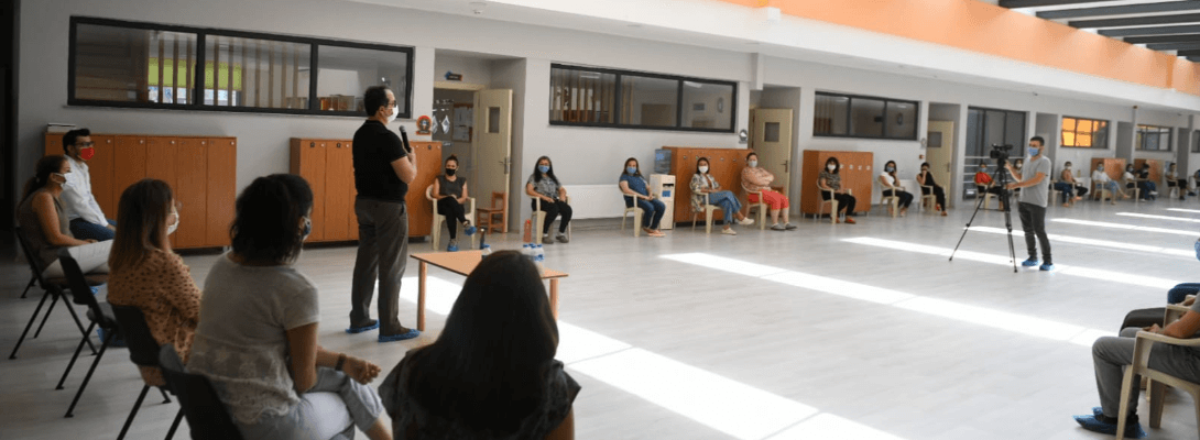 Prof. Dr. Şener'den Atam Kreş ve Çocuk Kültür Evi Eğitmenlerine Koronavirüs Eğitimi