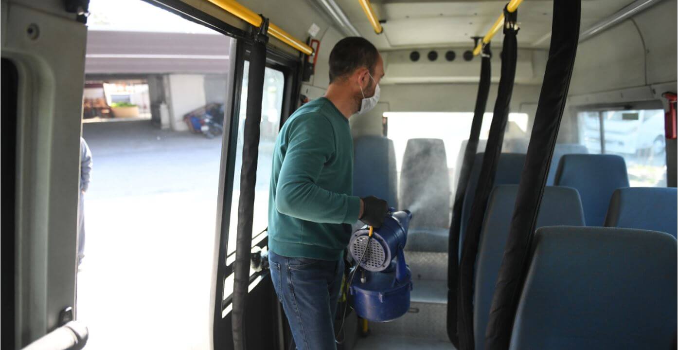 Köy Minibüsleri ve Taksiler Dezenfekte Ediliyor