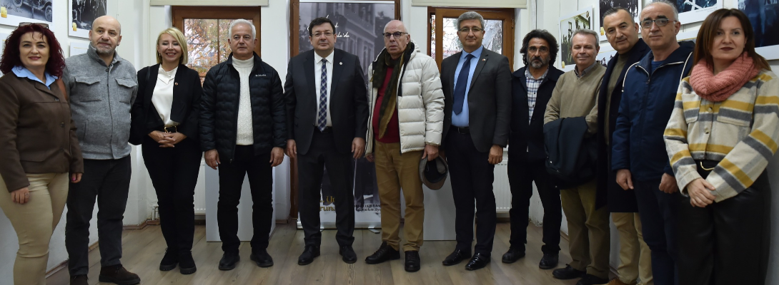 “Atatürk Çanakkale'de” Fotoğraf Sergisi Açıldı