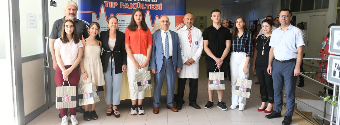 ÇOMÜ Tıp Fakültesinde İlk Kayıt Töreni Gerçekleştirildi